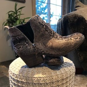 Faux snakeskin booties with open zipper side